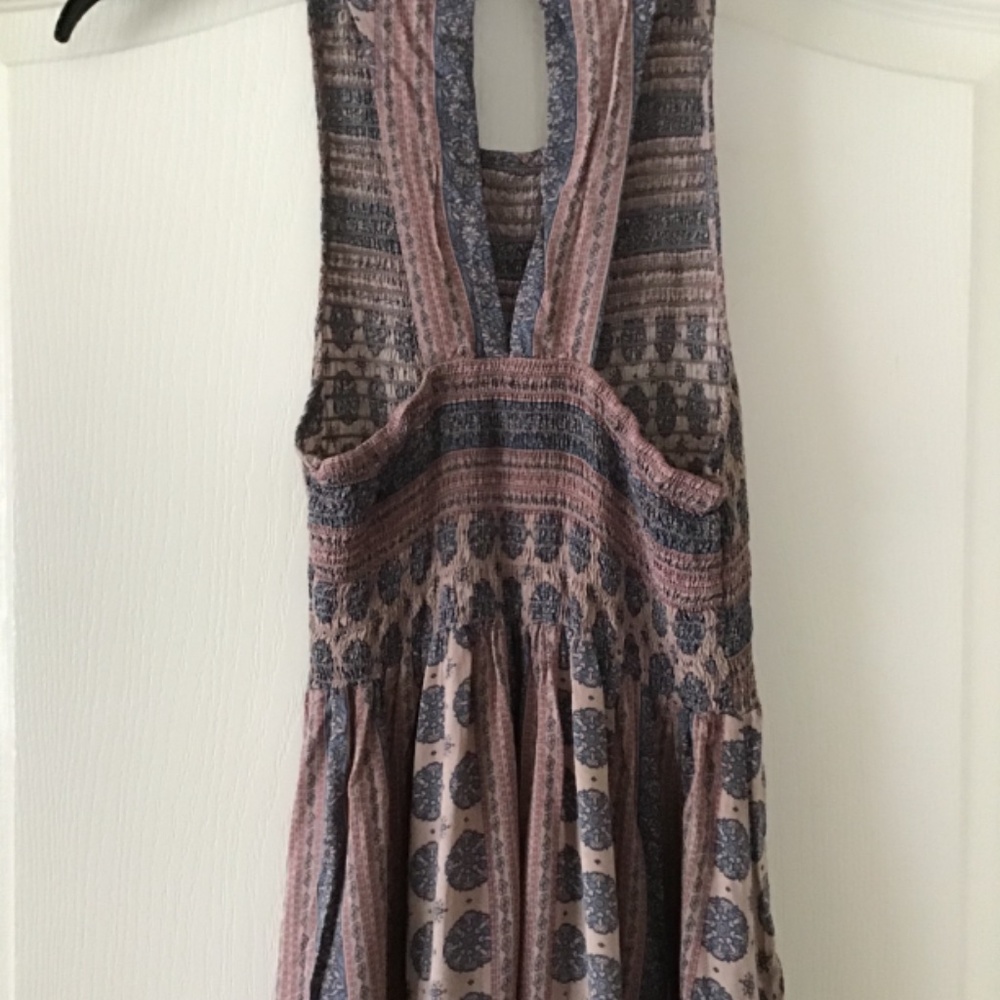 Patterned Dress - Picture 5 of 6